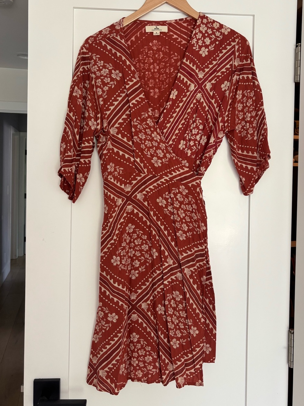 Rip Curl Rust Red Floral Wrap Dress